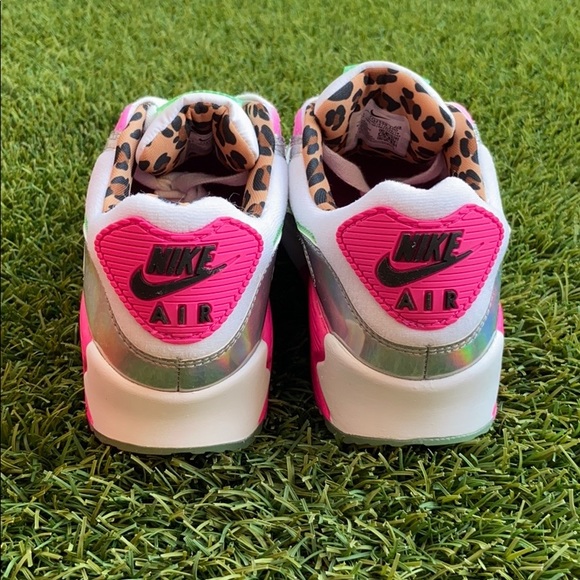 Nike Air Max 90 LX - Picture 3 of 5